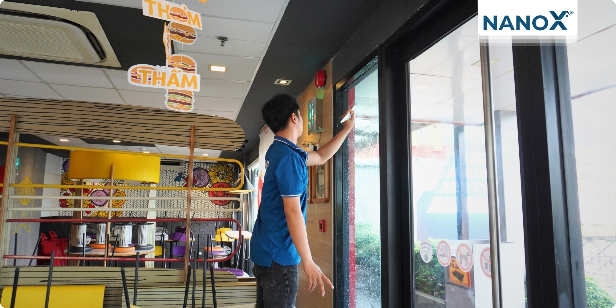 Dán phim cách nhiệt chuỗi cửa hàng McDonald's
