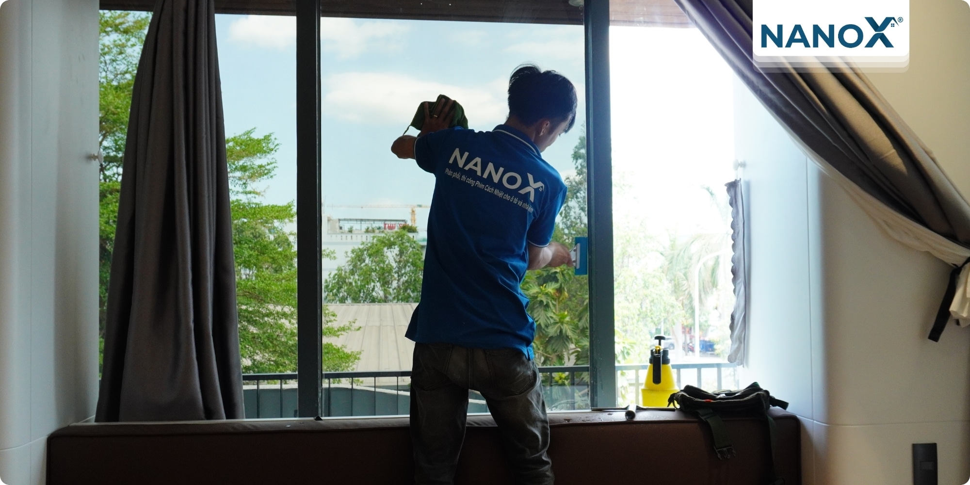 Dán phim cách nhiệt nhà phố phường Dĩ An, TP.HCM