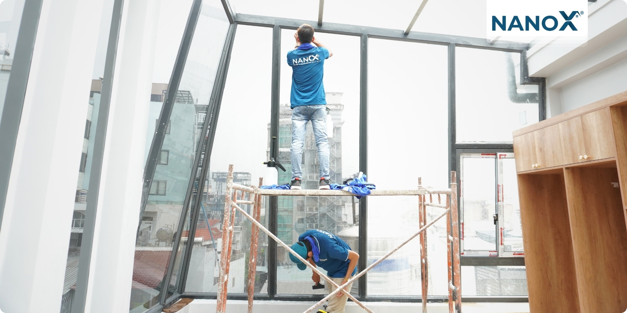 Dán phim cách nhiệt nhà phố phường Phú Nhuận
