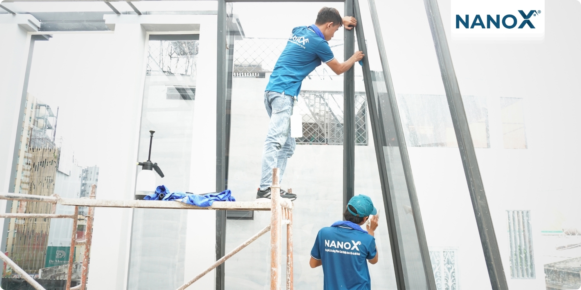 Dán phim cách nhiệt nhà phố phường Phú Nhuận