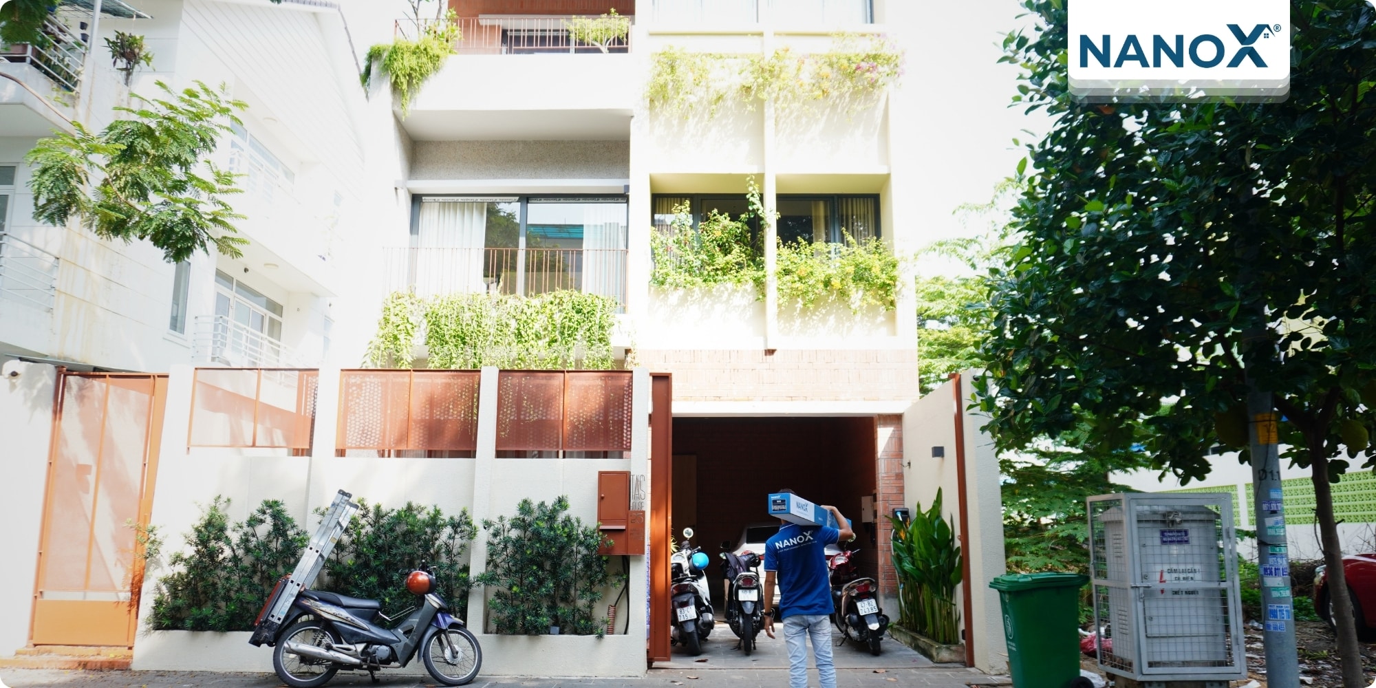 Dán phim cách nhiệt nhà phố khu dân cư Phú Hữu