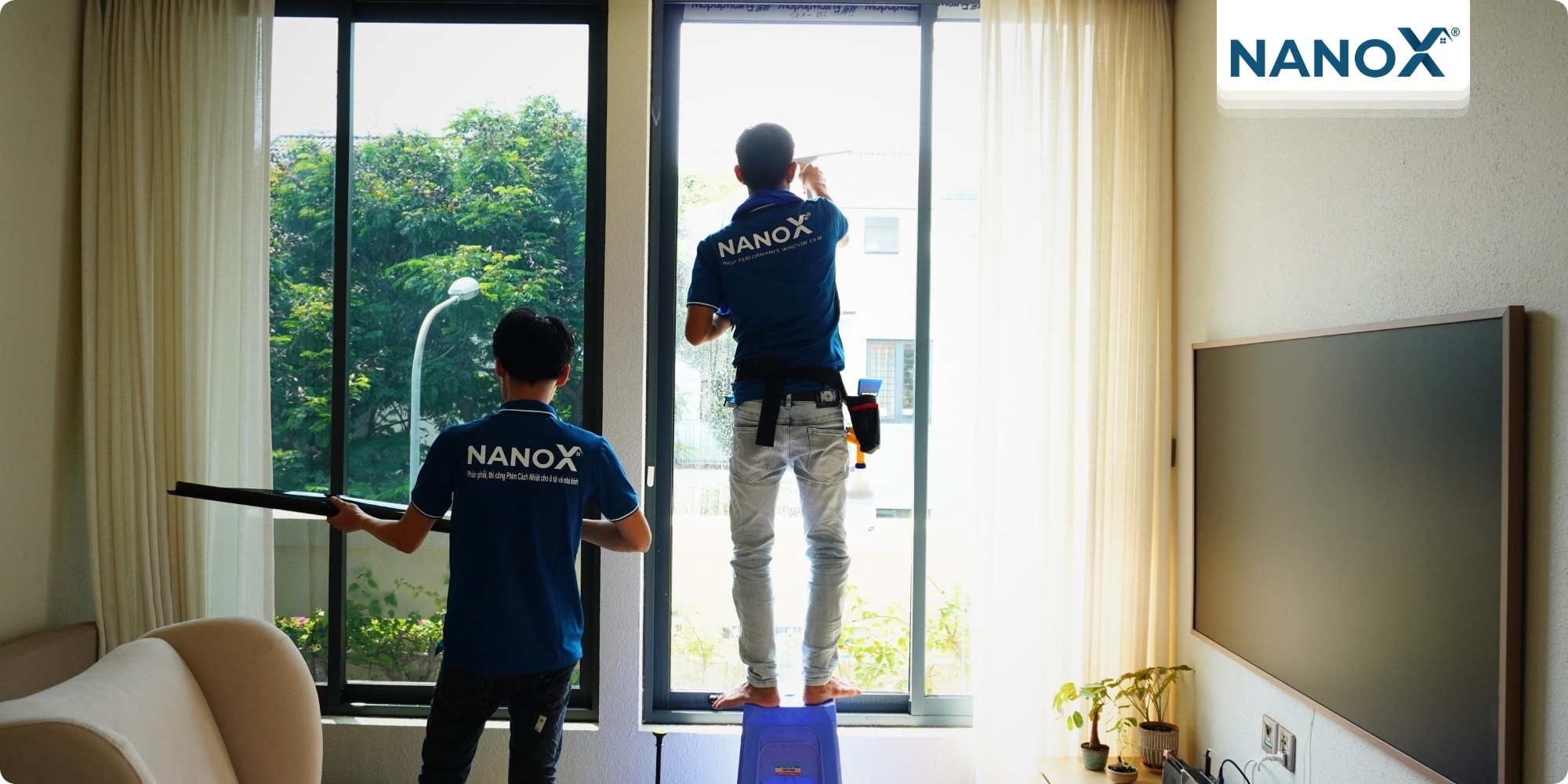 Dán phim cách nhiệt nhà phố khu dân cư Phú Hữu