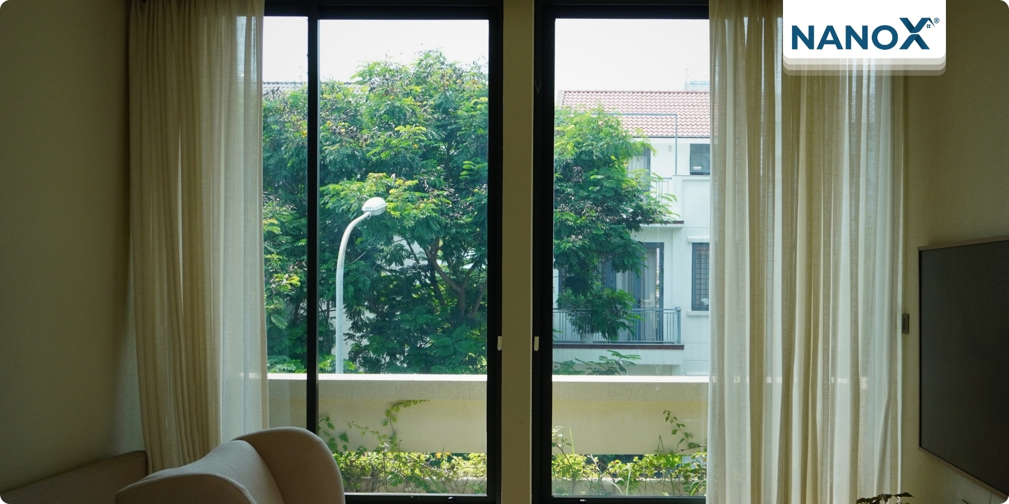 Dán phim cách nhiệt nhà phố khu dân cư Phú Hữu