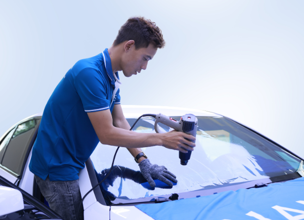 Dán phim cách nhiệt ô tô