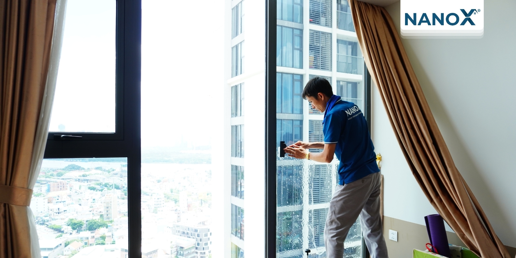 Dán phim cách nhiệt cho nhà kính, ô tô chống tia UV