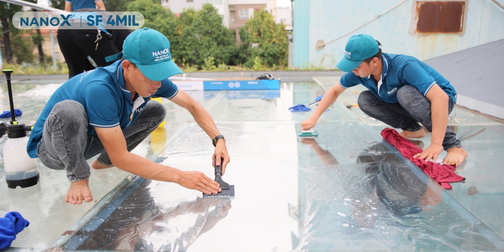 Phim dán kính chống vỡ