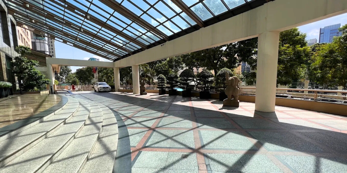 Khách sạn Sofitel Saigon Plaza 2 Sofitel tận dụng ánh sáng tự nhiên để tạo nên sự thoáng đãng và cao cấp