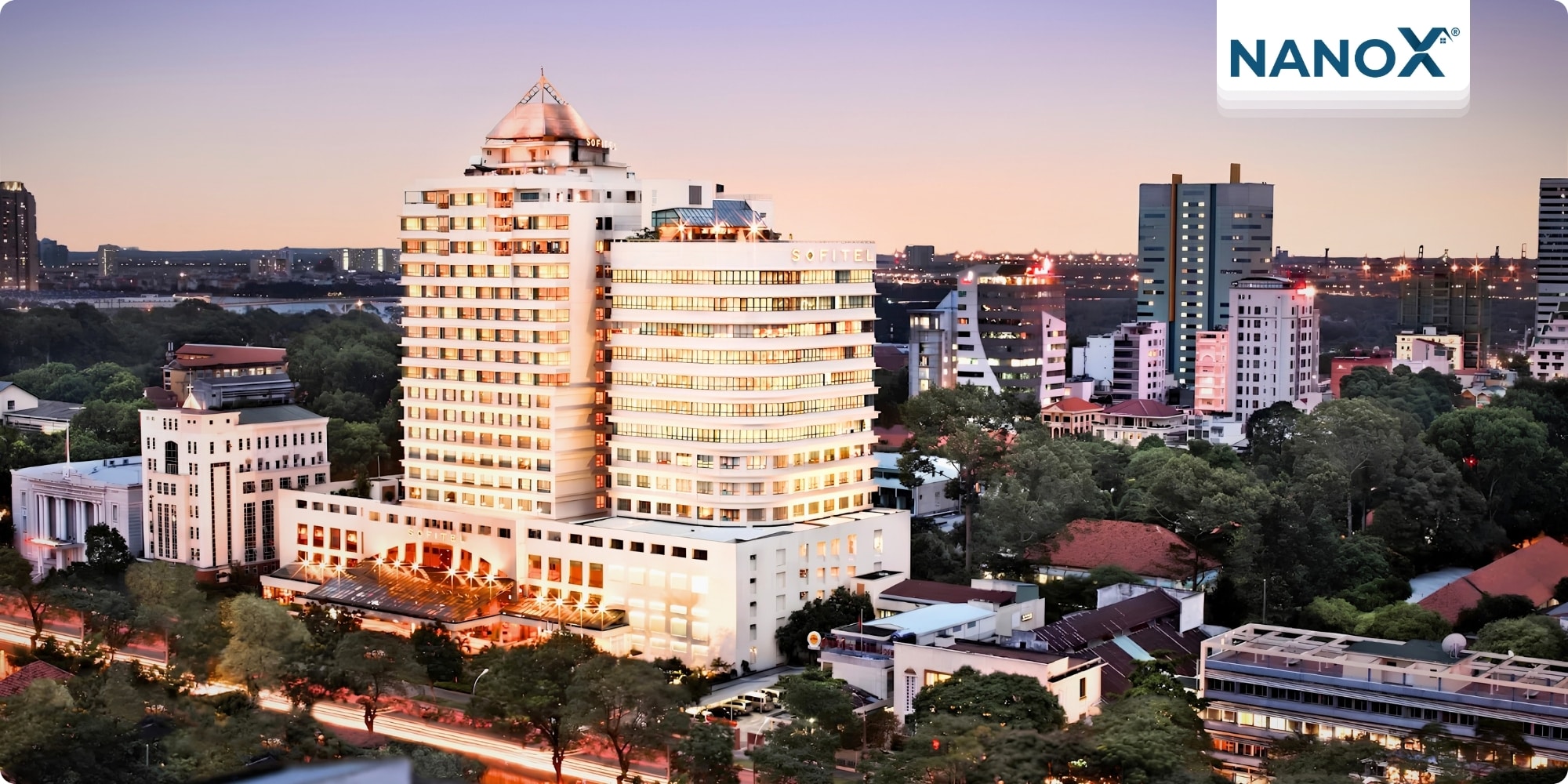 Khách sạn Sofitel Saigon Plaza 1 Dán phim cách nhiệt khách sạn Sofitel Saigon Plaza
