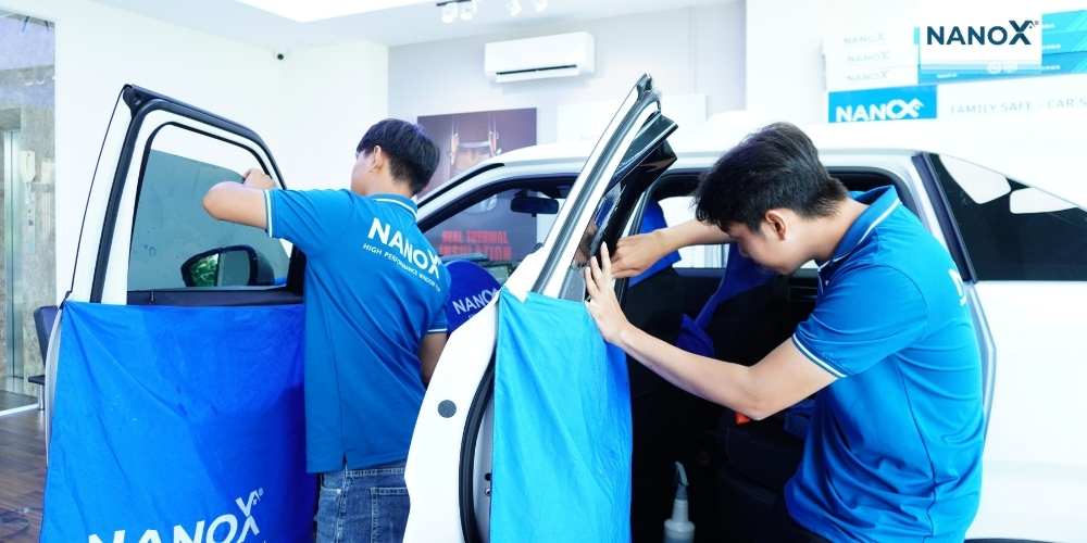 Dán phim cách nhiệt chống nóng ô tô được đánh giá là giải pháp lâu dài và hiệu quả hàng đầu