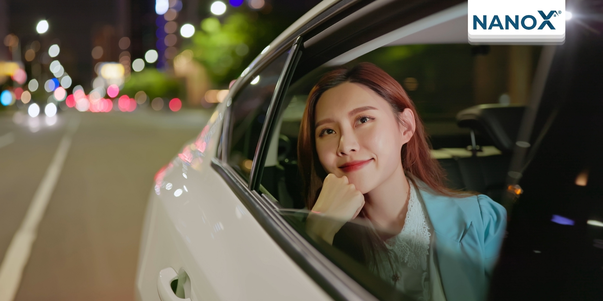 Gợi ý 8 cách xử lý kính ô tô bị mờ khi gặp trời mưa, sương mù 5 Hạ kính cửa sổ khi điều kiện cho phép