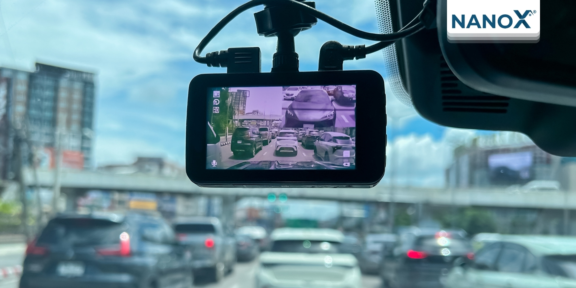 15+ phụ kiện ô tô cần thiết nên trang bị ngay sau khi nhận xe 2 Camera hành trình là phụ kiện ô tô cần thiết hàng đầu