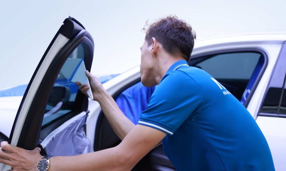 Dịch vụ Dán phim cách nhiệt ô tô