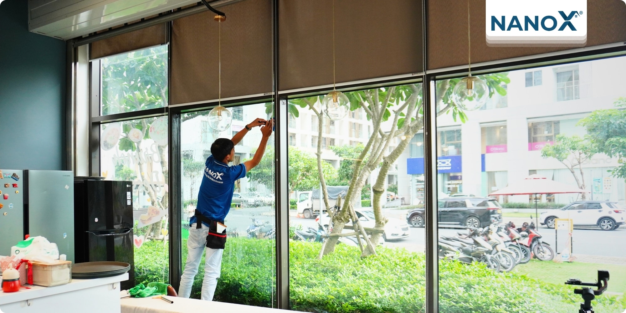 Hochi Cafe 9 Dán phim cách nhiệt quán cà phê Hochi
