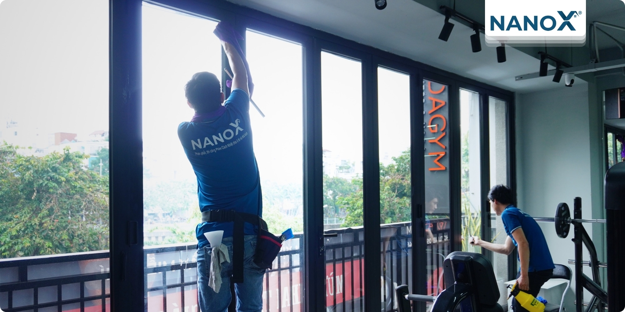 Dán phim cách nhiệt phòng tập VADAGYM – Fitness & Yoga