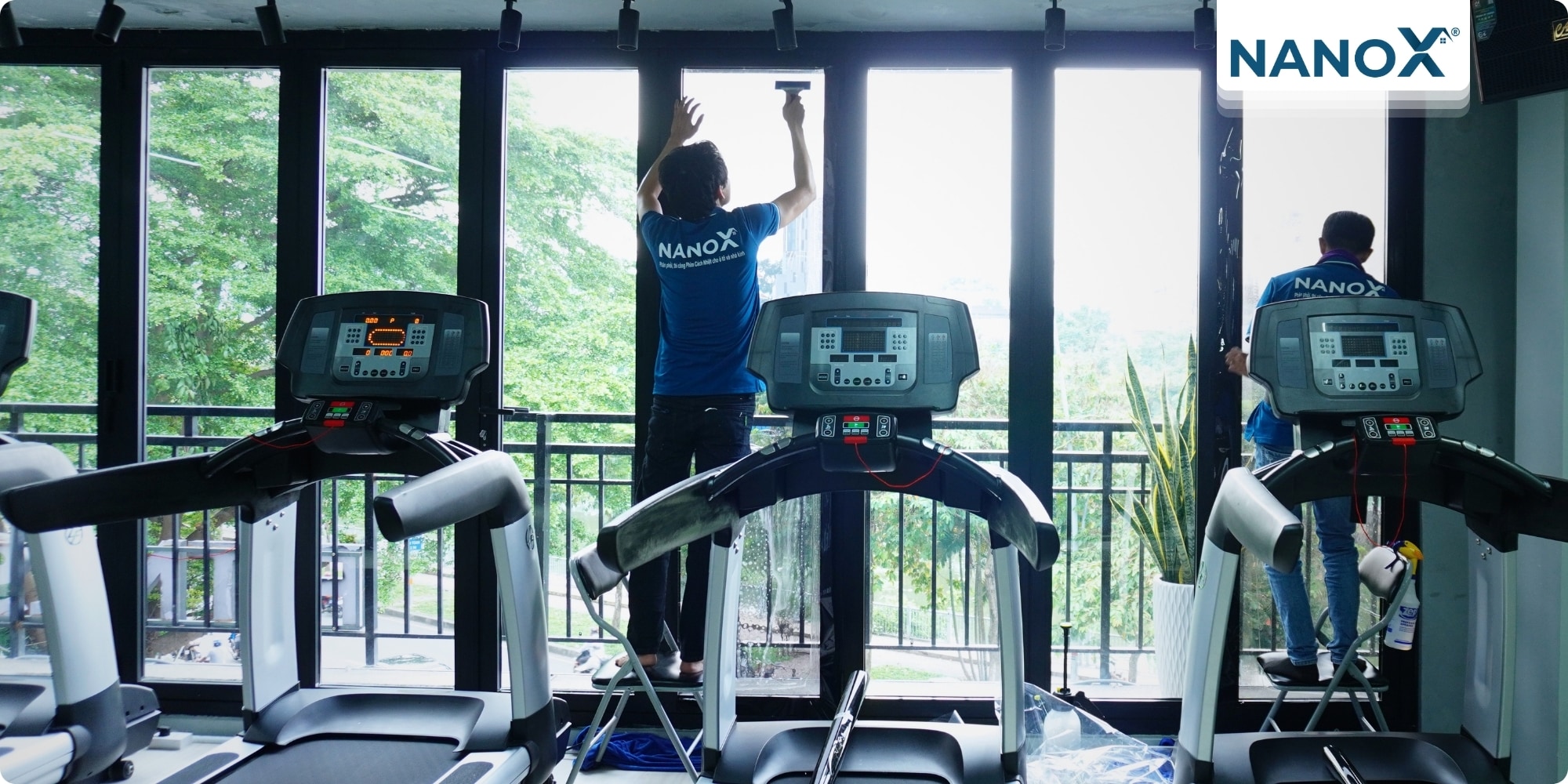 Dán phim cách nhiệt phòng tập VADAGYM – Fitness & Yoga