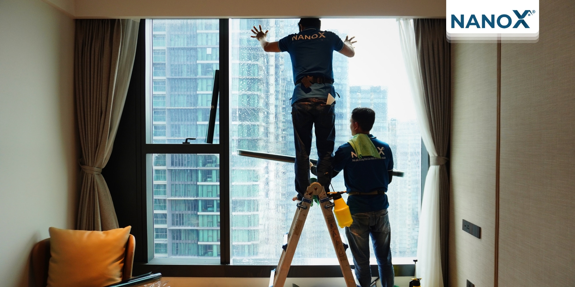 Dan phim cach nhiet can ho Grand Marina SaiGon 6