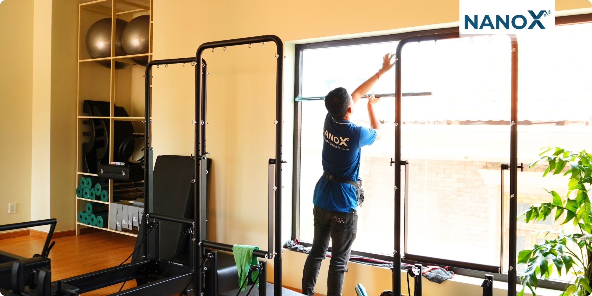 Dán phim cách nhiệt phòng tập X-Club Pilates