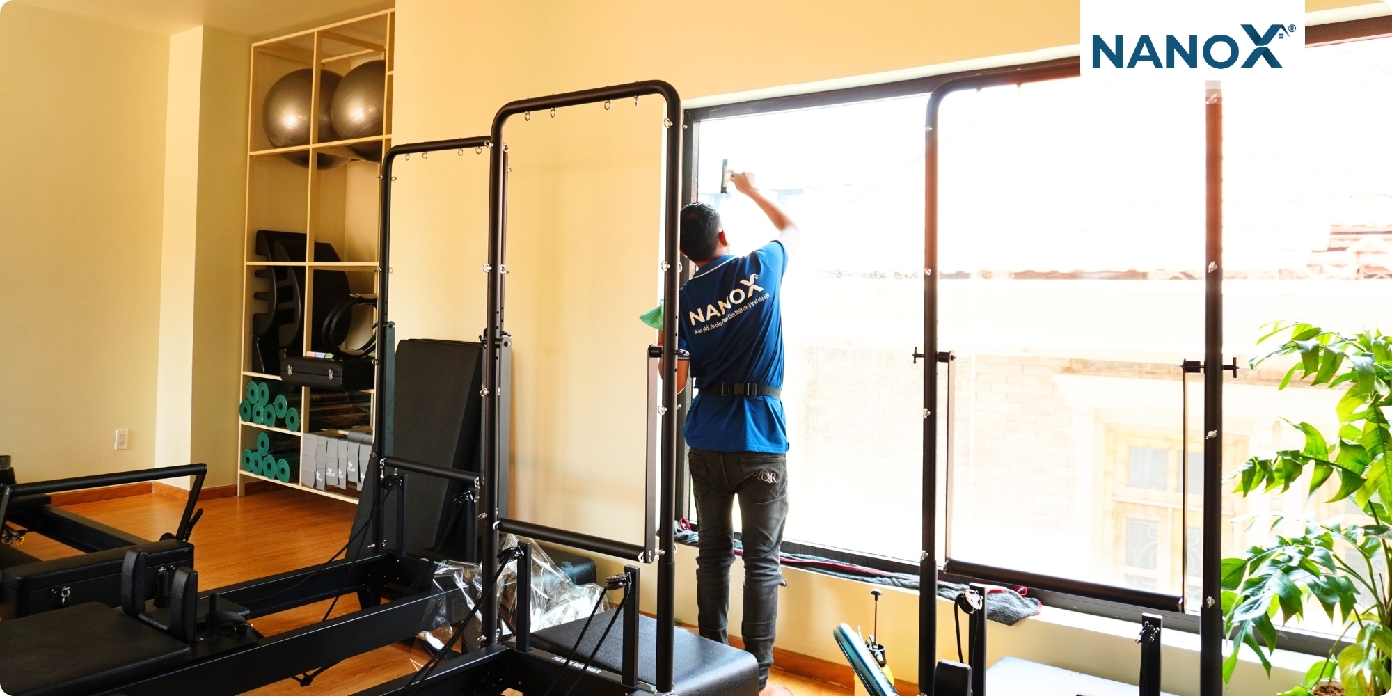 Dán phim cách nhiệt phòng tập X-Club Pilates