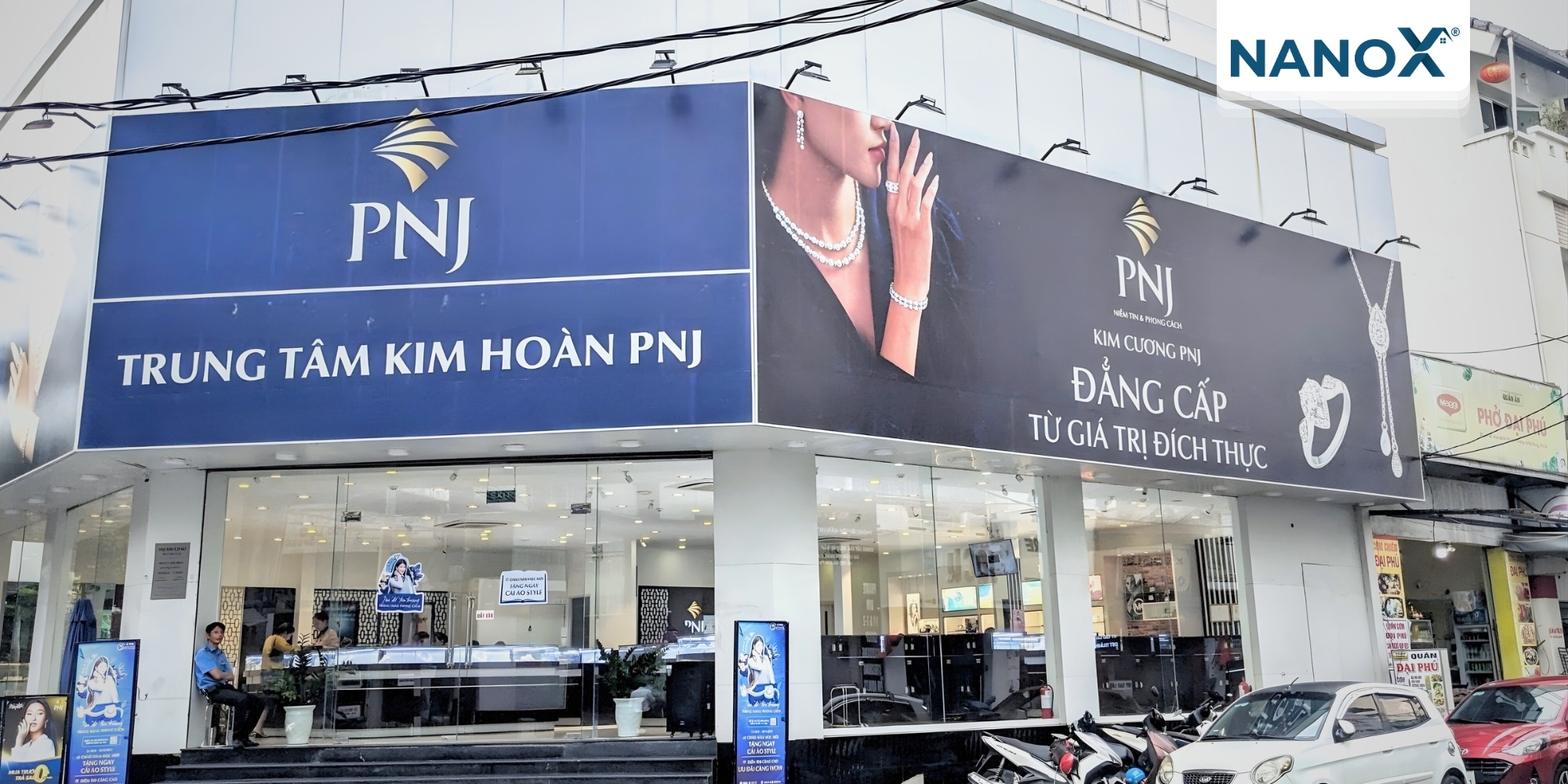 Dan phim cach nhiet van phong pnj 1