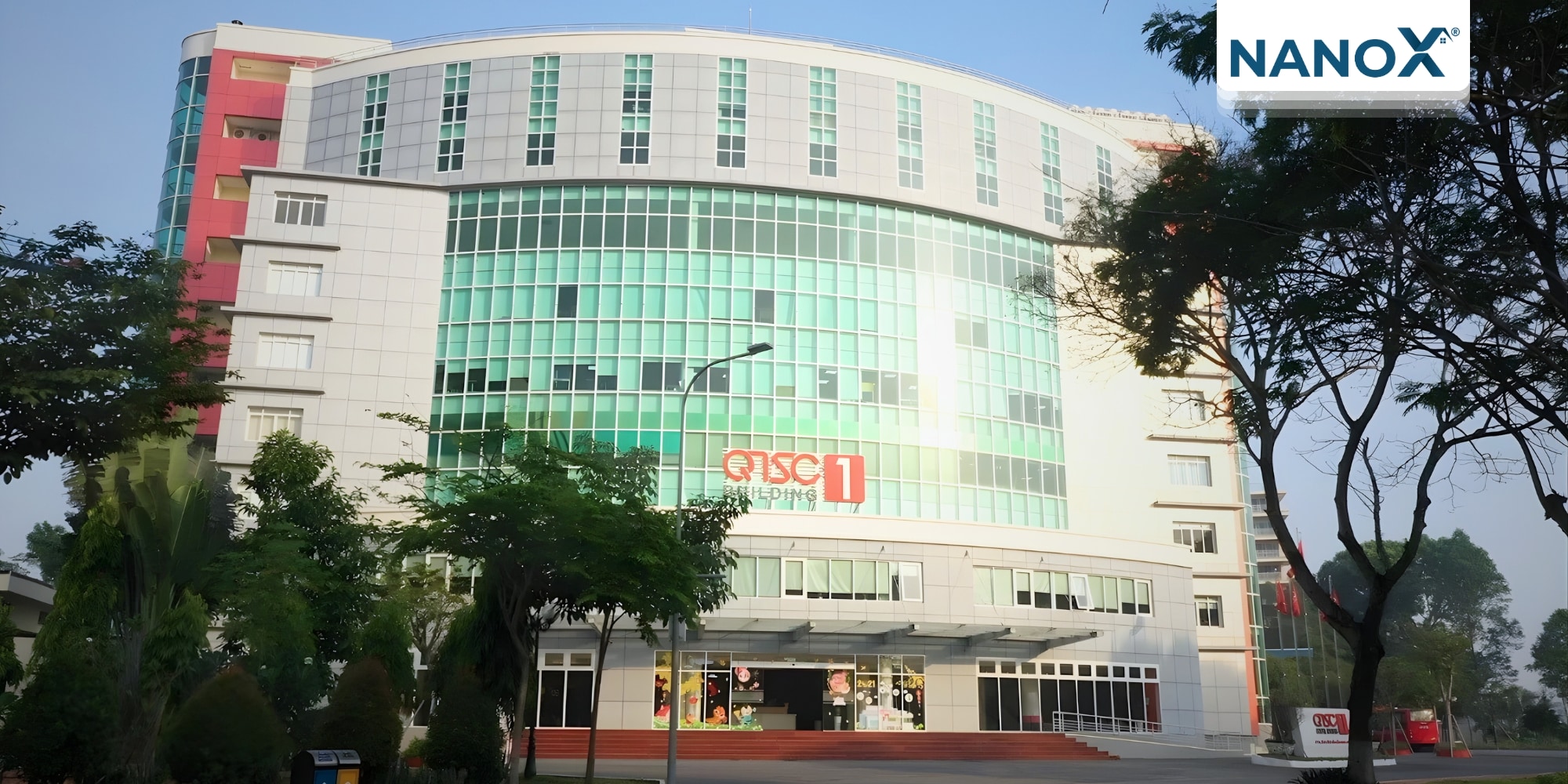 Dan phim cach nhiet toa nha QTSC 1