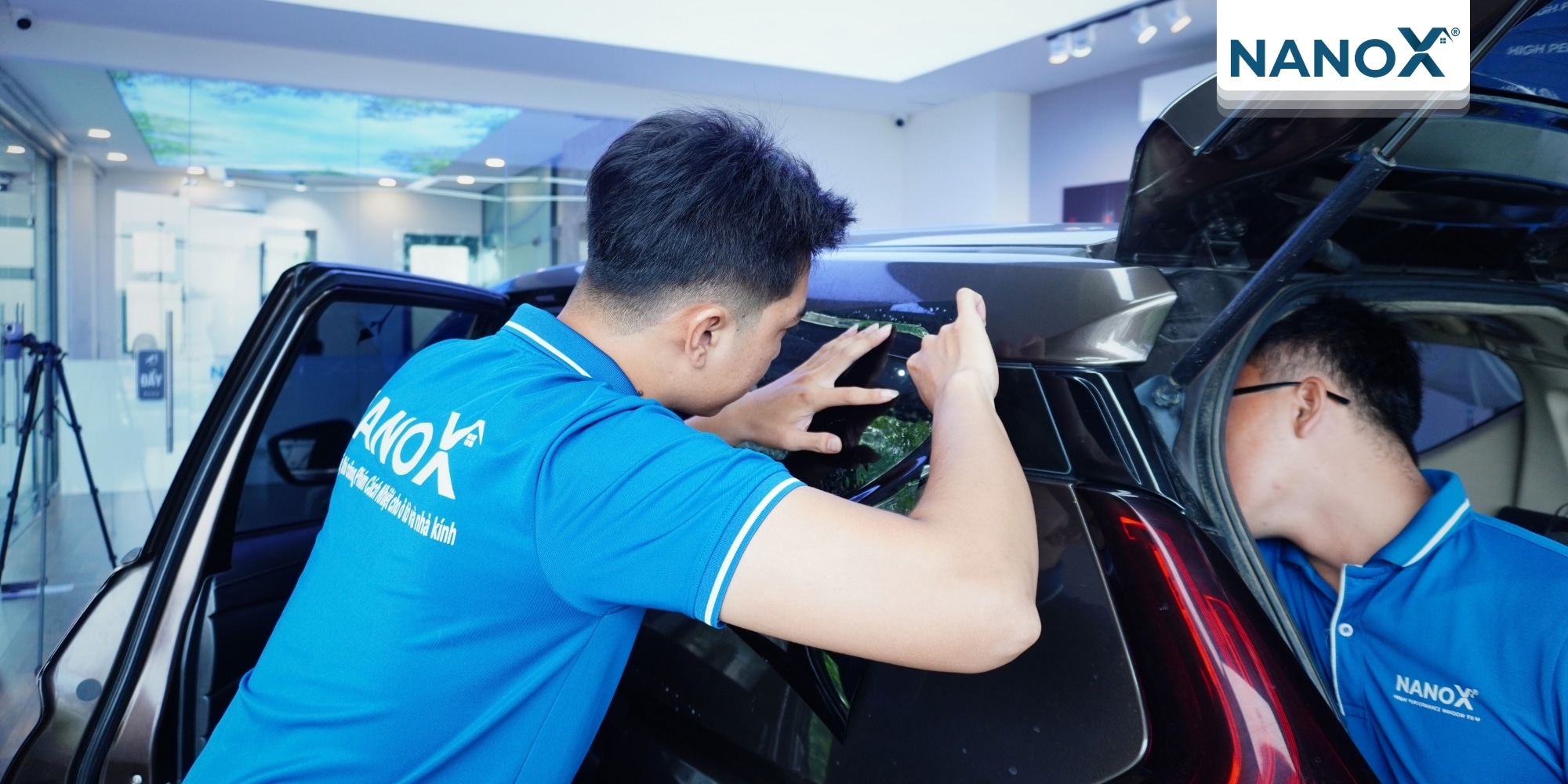 trai nghiem khach hang dan phim cach nhiet o to Mitsubishi Xpander 5