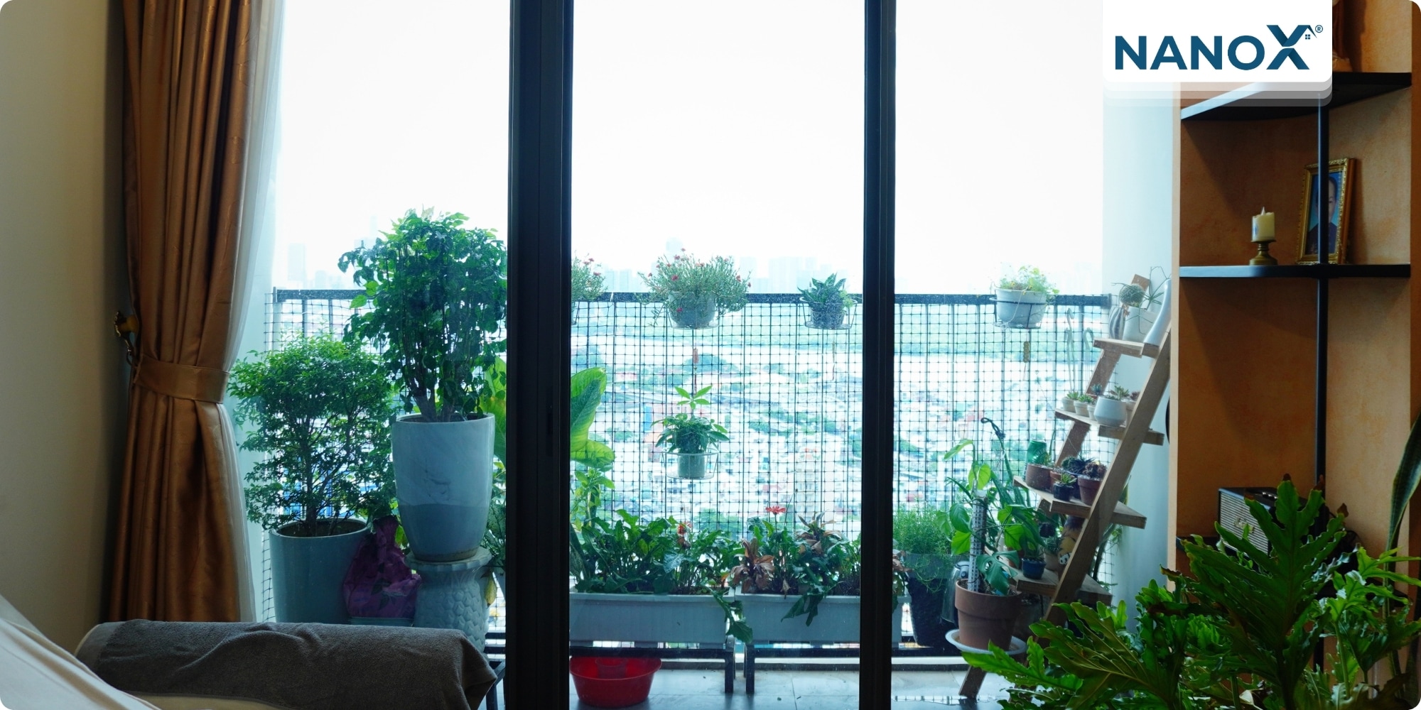Căn hộ Eco Green 17 Dán phim cách nhiệt căn hộ Eco Green