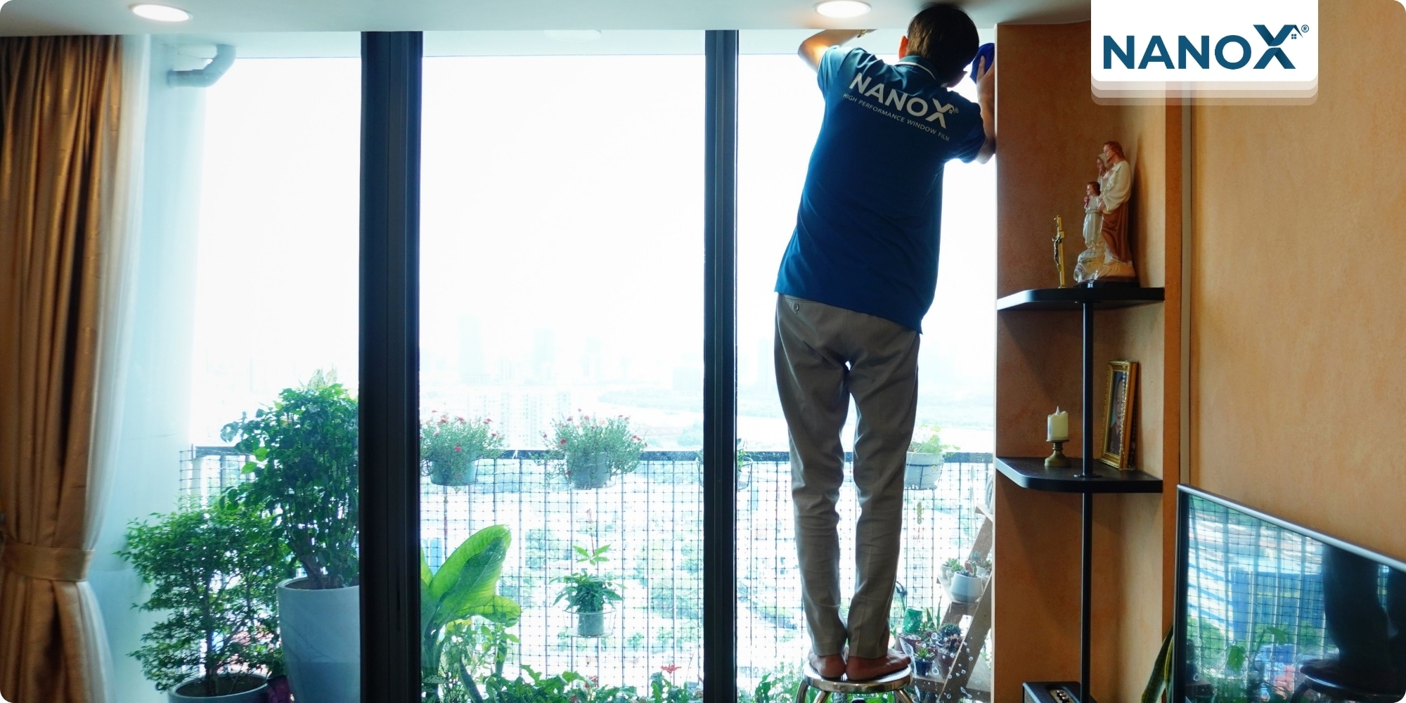 Căn hộ Eco Green 5 Dán phim cách nhiệt căn hộ Eco Green