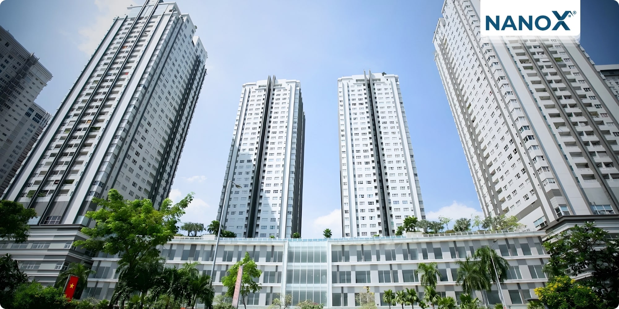 Căn hộ Sunrise City View 1 Dán phim cách nhiệt căn hộ Sunrise City View