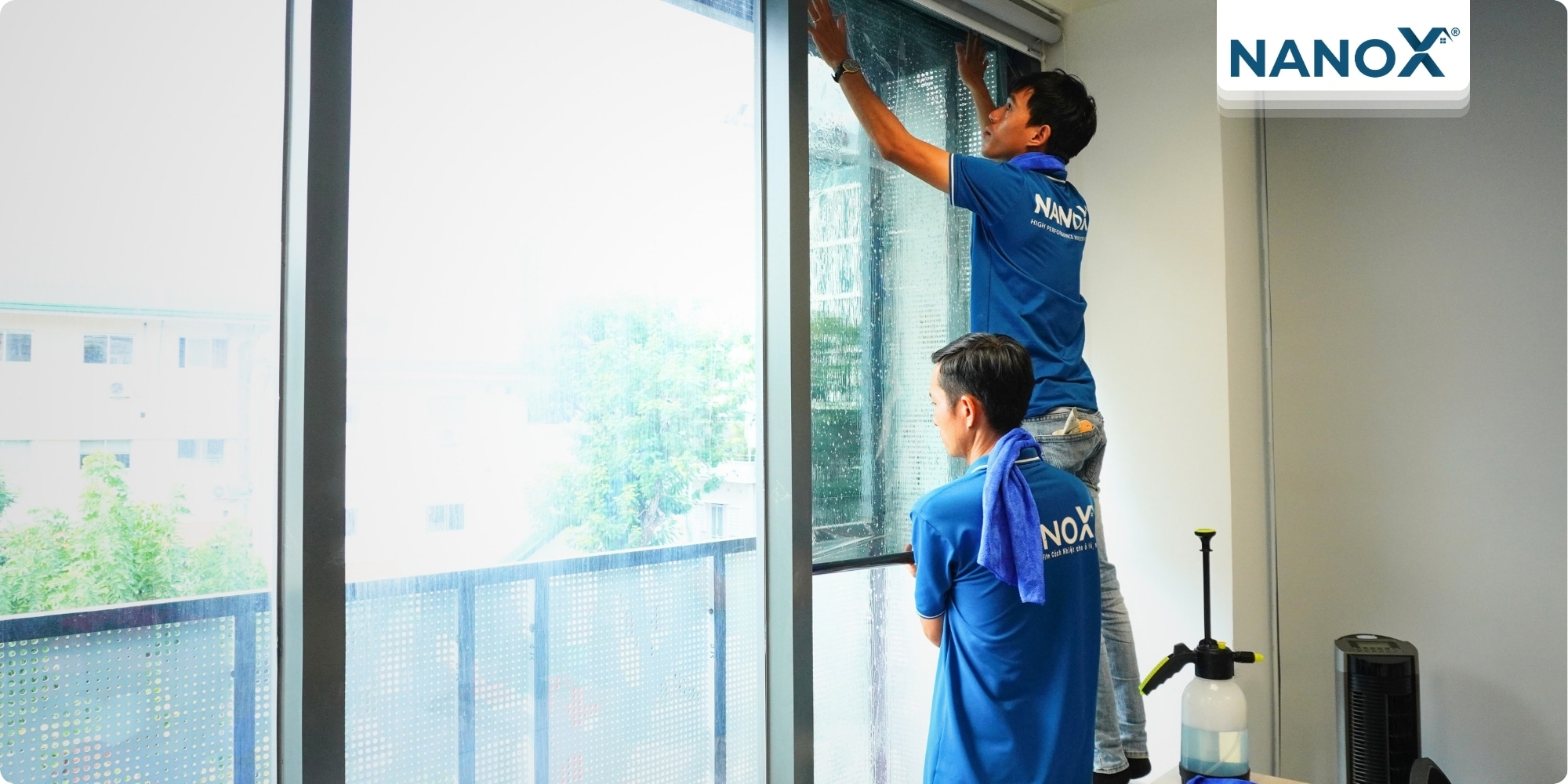 Dán phim cách nhiệt văn phòng công ty bảo hiểm Generali