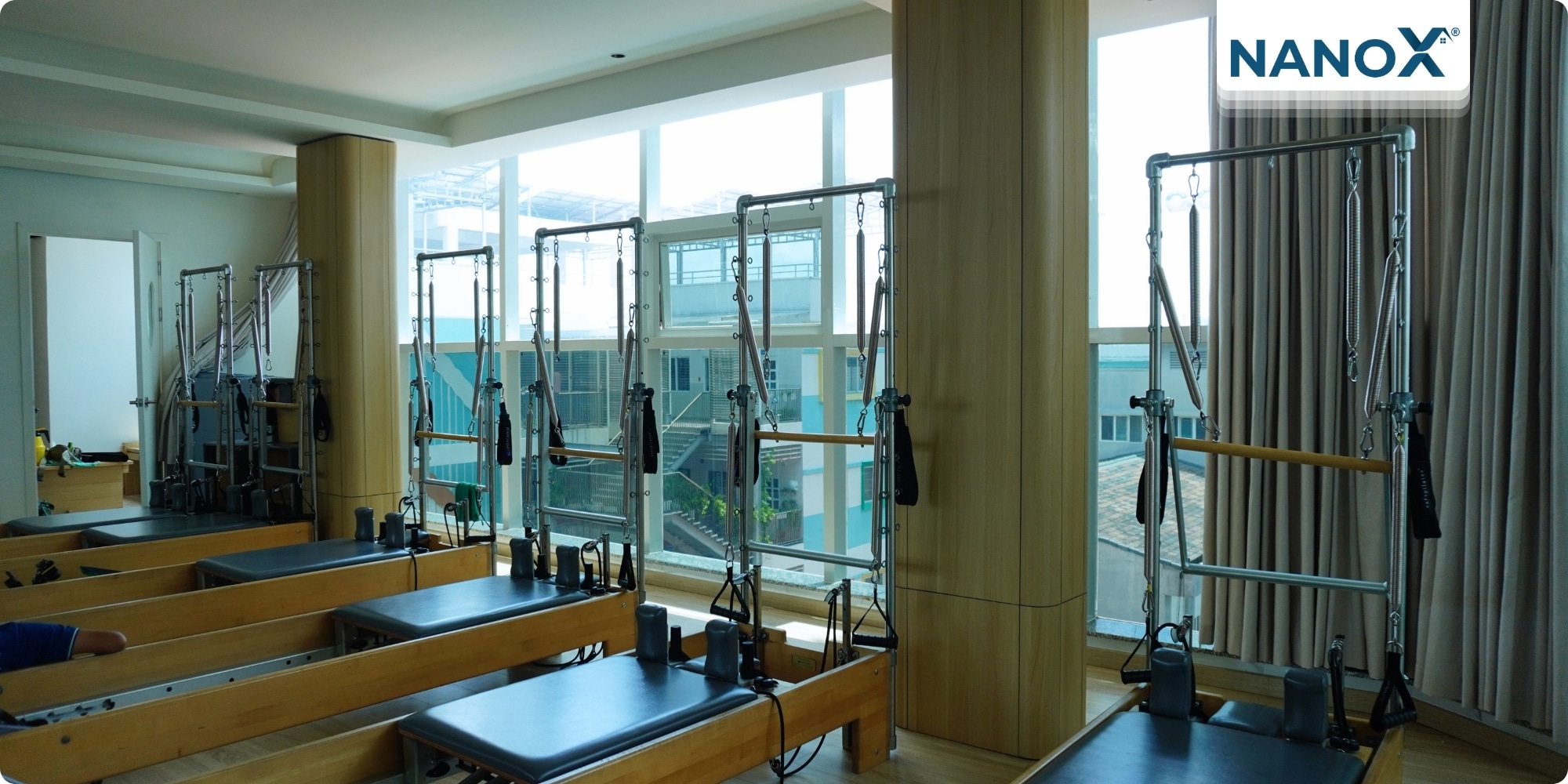 Dán phim cách nhiệt phòng tập Top Pilates